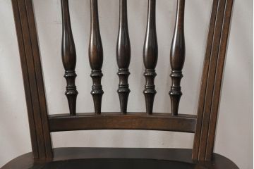 中古　松本民芸家具　クラシカルなダイニングづくりにぴったりの安川式スピンドルチェア4脚セット(板座チェア、ダイニングチェア、椅子、イス、バラ売り可能)(R-083164)