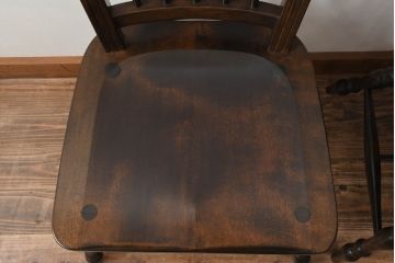 中古　松本民芸家具　クラシカルなダイニングづくりにぴったりの安川式スピンドルチェア4脚セット(板座チェア、ダイニングチェア、椅子、イス、バラ売り可能)(R-083164)