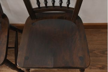 中古　松本民芸家具　クラシカルなダイニングづくりにぴったりの安川式スピンドルチェア4脚セット(板座チェア、ダイニングチェア、椅子、イス、バラ売り可能)(R-083164)