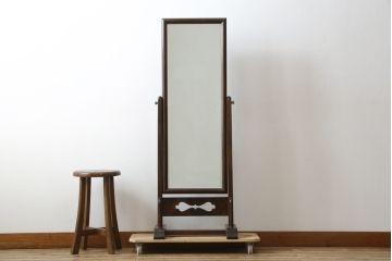 中古　美品　松本民芸家具　透かし彫りが上品なB型姿見(鏡、ミラー、置き鏡)(定価約10万円)(R-083165)