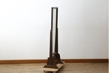 中古　美品　松本民芸家具　透かし彫りが上品なB型姿見(鏡、ミラー、置き鏡)(定価約10万円)(R-083165)
