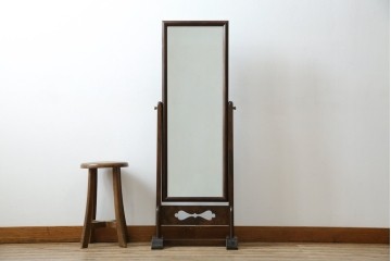 中古　美品　松本民芸家具　透かし彫りが上品なB型姿見　定価約10万円相当　(R-083165)