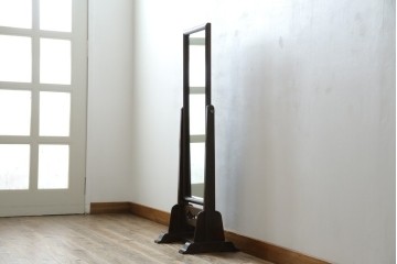 中古　美品　松本民芸家具　透かし彫りが上品なB型姿見　定価約10万円相当　(R-083165)