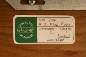 中古　ベルギー　ETHNICRAFT(エスニクラフト)　モダンシャープデザイン　チーク無垢材　伸縮式　温もりのある風合いがナチュラルインテリアにおすすめのダイニングテーブル(エクステンションテーブル、4人掛け、6人掛け)(定価約46万円)(R-083166)