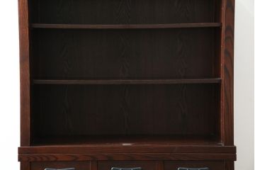 中古　美品　三越百貨店　三方栗材　上質な和の空間を演出する格子引き戸の水屋箪笥サイドボード(サイドキャビネット、収納棚、戸棚)(R-083168)