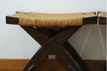 中古　美品　松本民芸家具　ラッシ座面(い草)　和モダンな空間づくりにぴったりな#222鞍型スツール2脚セット　(R-083171)