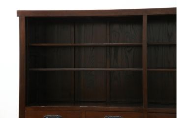 中古　民芸家具　栗材　和の趣溢れる水屋箪笥サイドボード(食器棚、収納棚、戸棚、カップボード、サイドキャビネット)(R-083172)