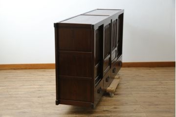 中古　民芸家具　栗材　和の趣溢れる水屋箪笥サイドボード(食器棚、収納棚、戸棚、カップボード、サイドキャビネット)(R-083172)