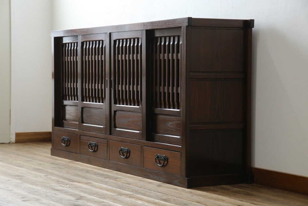 中古　民芸家具　栗材　和の趣溢れる水屋箪笥サイドボード　(R-083172)