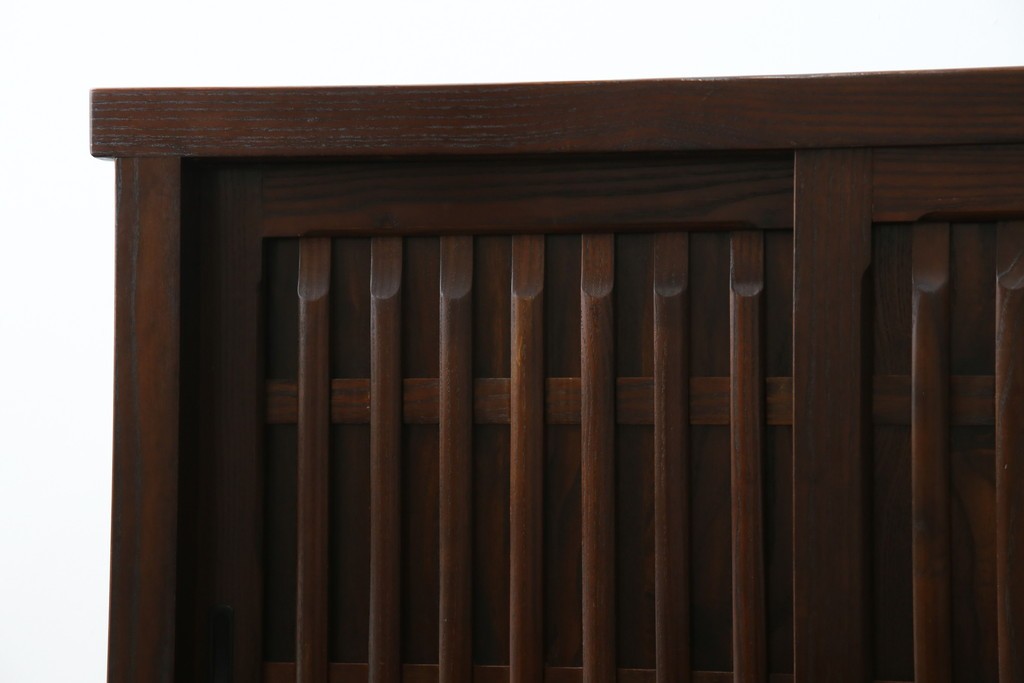 中古　民芸家具　栗材　和の趣溢れる水屋箪笥サイドボード　(R-083172)