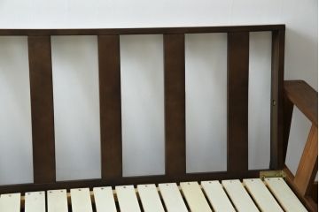 中古　超美品　ウォールナット材　革製(レザー)　木製フレームが美しい!!カフェ風インテリアにもぴったりな2.5人掛けソファ(2P、2.5P、3P、2人掛け、3人掛け)(定価約16万円)(R-083173)