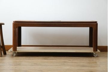 イギリスヴィンテージ　G-PLAN(ジープラン)　チーク材　くつろぎのひとときを彩るタイルトップのセンターテーブル(ローテーブル、リビングテーブル、英国)(R-083175)