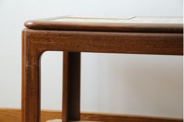 イギリスヴィンテージ　G-PLAN(ジープラン)　チーク材　くつろぎのひとときを彩るタイルトップのセンターテーブル(ローテーブル、リビングテーブル、英国)(R-083175)