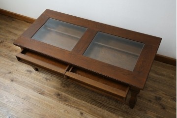 中古　美品　見せる収納!!　国産職人手作り品　上質な作り込みのガラスケース付きローテーブル　定価約30万円相当　(R-083177)
