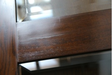 中古　美品　見せる収納!!　国産職人手作り品　上質な作り込みのガラスケース付きローテーブル　定価約30万円相当　(R-083177)