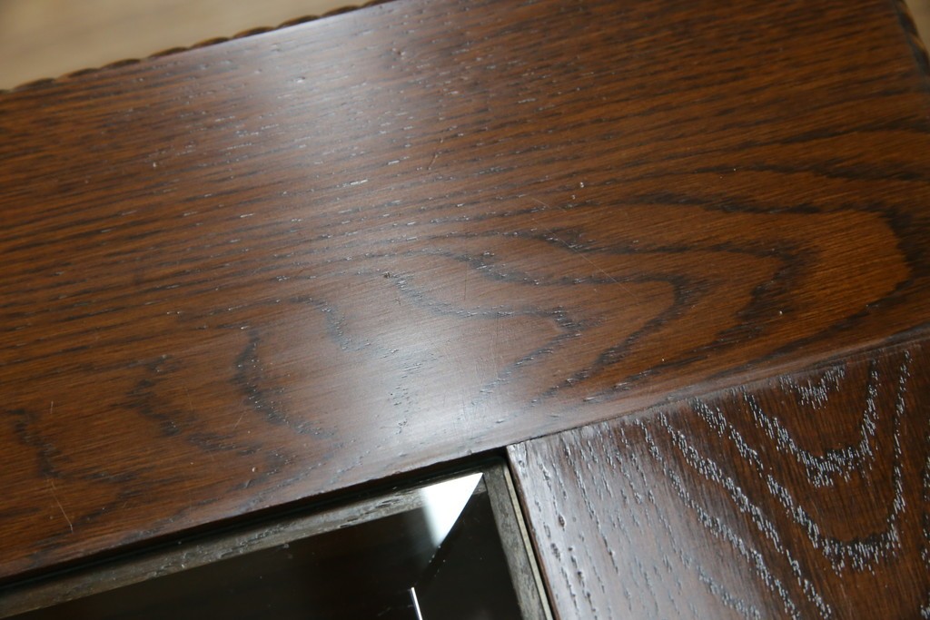 中古　美品　見せる収納!!　国産職人手作り品　上質な作り込みのガラスケース付きローテーブル　定価約30万円相当　(R-083177)