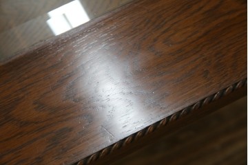 中古　美品　見せる収納!!　国産職人手作り品　上質な作り込みのガラスケース付きローテーブル　定価約30万円相当　(R-083177)