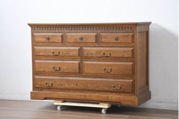 中古　美品　デパート別注　ナラ(楢)材　上質な美しさと機能性を兼ね備えた木目が魅力的なチェスト(洋服タンス、サイドチェスト、衣装箪笥、整理箪笥、収納箪笥、引き出し)(定価約34万円)(R-083178)