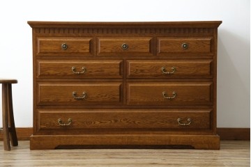 中古　美品　デパート別注　ナラ(楢)材　上質な美しさと機能性を兼ね備えた木目が魅力的なチェスト(洋服タンス、サイドチェスト、衣装箪笥、整理箪笥、収納箪笥、引き出し)(定価約34万円)(R-083178)