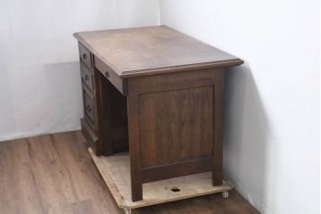 中古　民芸家具　ナラ材　えぞ民芸(インテリアEZO)　深みのある色合いと堂々とした佇まいが魅力的な片袖机(片袖デスク、ワークデスク、在宅用、在宅ワーク用)(R-083182)