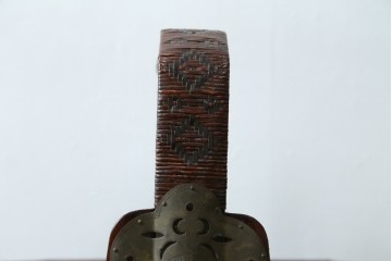 アジアンビンテージ　希少な大型サイズ　提籃(ていらん)風　職人の技が光る繊細な編み込みと透かし彫り金具が魅力的な小引き出し　(R-083183)