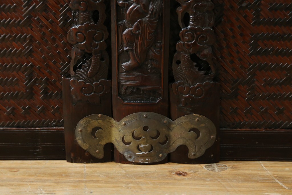 アジアンビンテージ　希少な大型サイズ　提籃(ていらん)風　職人の技が光る繊細な編み込みと透かし彫り金具が魅力的な小引き出し　(R-083183)