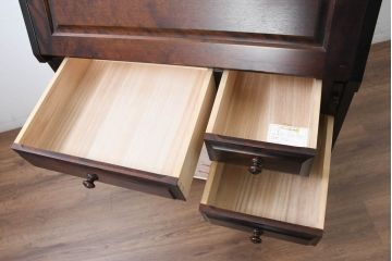 中古　超美品　北海道民芸家具　シックな色合いが魅力の片袖ライティングビューロー(ワークデスク、簿記机、在宅ワーク用、在宅用)(定価約35万円)(R-083184)
