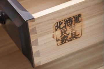 中古　超美品　北海道民芸家具　シックな色合いが魅力の片袖ライティングビューロー(ワークデスク、簿記机、在宅ワーク用、在宅用)(定価約35万円)(R-083184)