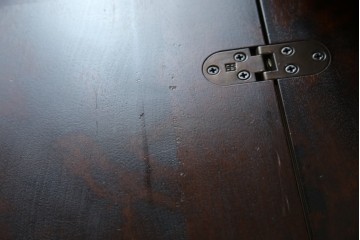 中古　超美品　北海道民芸家具　シックな色合いが魅力の片袖ライティングビューロー　定価約35万円相当　(R-083184)