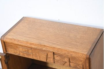 イギリスアンティーク　美品　Lloyd's Antiques(ロイズ・アンティークス)取り扱い　Minty OXFORD(ミンティ)　希少サイズ　オーク材　ステンドグラス入り　スタッキング風縦型ブックケース(本箱、本棚、戸棚、収納棚、書棚、飾り棚、店舗什器)(R-083190)