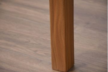 中古　中国　希少品!!　花梨(カリン)材　排水付き　伝統的な功夫(ゴンフー・カンフー)茶を楽しめる小振りなティーテーブル(コーヒーテーブル、カフェテーブル、サイドテーブル、コンソールテーブル、デスク、作業台)(R-083193)