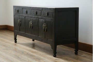 韓国ヴィンテージ　李朝デザイン　真鍮(しんちゅう)金具付き　アンティーク調ローボード　(R-083194)