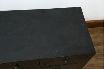 韓国ヴィンテージ　李朝デザイン　真鍮(しんちゅう)金具付き　アンティーク調ローボード　(R-083194)