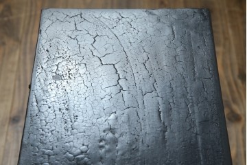 韓国ヴィンテージ　李朝デザイン　真鍮(しんちゅう)金具付き　アンティーク調ローボード　(R-083194)