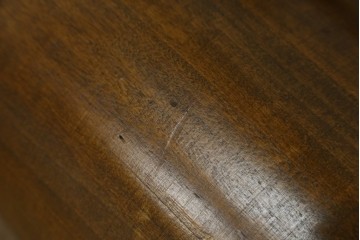 中古　イタリア製　真鍮(しんちゅう)金具がクラシカルな雰囲気を高めるアンティーク調のアンブレラスタンド　(R-083198)