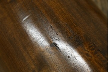 中古　イタリア製　真鍮(しんちゅう)金具がクラシカルな雰囲気を高めるアンティーク調のアンブレラスタンド　(R-083198)