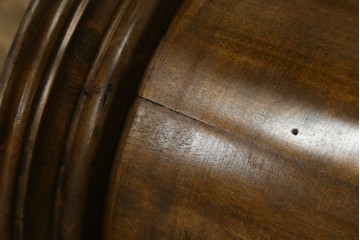中古　イタリア製　真鍮(しんちゅう)金具がクラシカルな雰囲気を高めるアンティーク調のアンブレラスタンド　(R-083198)
