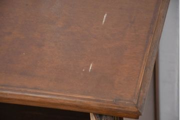 ヨーロッパビンテージ　小振りなサイズ!!　落ち着いた木味の縦型キャビネット(戸棚、収納棚、カップボード、食器棚、ヴィンテージ)(R-083205)