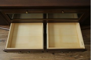 中古　美品　maruni(マルニ木工)　地中海ロイヤル(ROYAL)　クラシカルな雰囲気が魅力的なテレビ台(サイドボード、サイドキャビネット、リビングボード、ローボード、収納棚、戸棚)(R-083206)