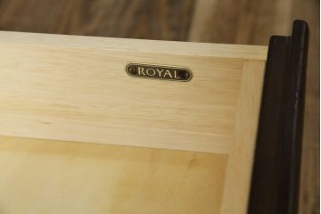 中古　美品　maruni(マルニ木工)　地中海ロイヤル(ROYAL)　クラシカルな雰囲気が魅力的なテレビ台(サイドボード、サイドキャビネット、リビングボード、ローボード、収納棚、戸棚)(R-083206)