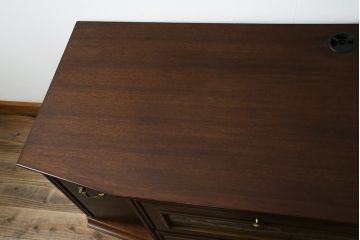 中古　美品　maruni(マルニ木工)　地中海ロイヤル(ROYAL)　クラシカルな雰囲気が魅力的なテレビ台(サイドボード、サイドキャビネット、リビングボード、ローボード、収納棚、戸棚)(R-083206)