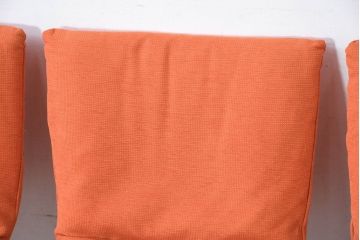 中古　美品　ligne roset(リーンロゼ)　ROSET CALIN(ロゼカラン)　鮮やかカラーで空間を明るくするダイニングチェア4脚セット(椅子、イス、バラ売り可能)(定価約52万円)(R-083209)