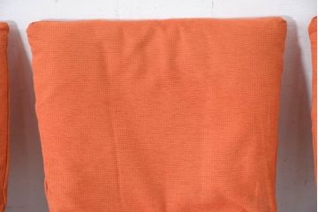 中古　美品　ligne roset(リーンロゼ)　ROSET CALIN(ロゼカラン)　鮮やかカラーで空間を明るくするダイニングチェア4脚セット(椅子、イス、バラ売り可能)(定価約52万円)(R-083209)