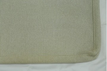 中古　美品　arflex(アルフレックス)　sona(ソーナ)　ファブリックが高級感を醸し出すクッション　定価約5.5万円　(R-083210)