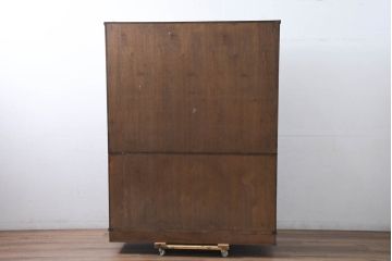 中古　美品　伝統民芸　岩谷堂箪笥　重厚感あふれる佇まいに美しい木目が印象的な茶棚(茶箪笥、収納棚、食器棚、引き出し、バラ売り可能)(R-083212)