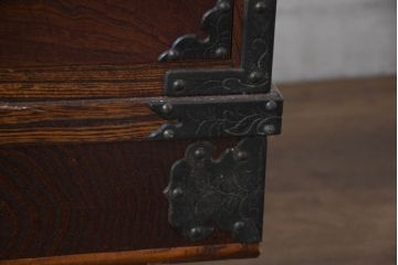 中古　美品　伝統民芸　岩谷堂箪笥　重厚感あふれる佇まいに美しい木目が印象的な茶棚(茶箪笥、収納棚、食器棚、引き出し、バラ売り可能)(R-083212)