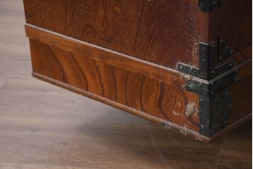 中古　美品　伝統民芸　岩谷堂箪笥　重厚感あふれる佇まいに美しい木目が印象的な茶棚(茶箪笥、収納棚、食器棚、引き出し、バラ売り可能)(R-083212)