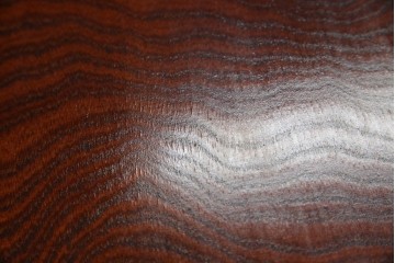 中古　岩谷堂箪笥　「菊幸」　存在感のある金具が目を惹く整理箪笥　(R-083215)