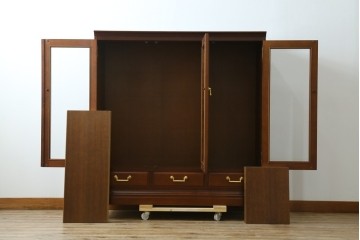 中古　美品　maruni(マルニ木工)　地中海ロイヤルシリーズ(ROYAL)　ガラス扉からお気に入りを優雅に魅せるサイドキャビネット　(R-083221)