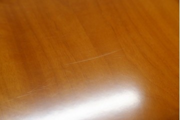 中古　美品　イタリア高級家具　Masetti(マセッティ)　細やかな意匠が映える三面ガラスの象嵌(マーケットリー)入りサイドキャビネット　(R-083222)